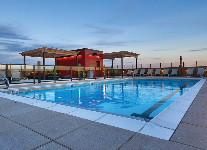 Yorktown Apartment Homes – Lombard, IL – Pool